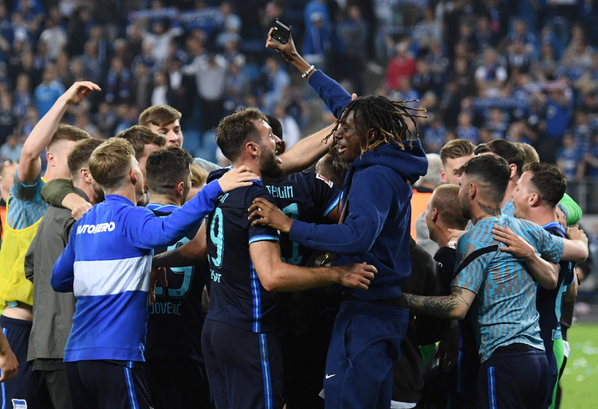 一组高端企业欧版名片设计模板