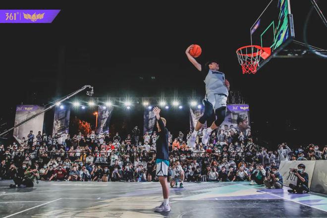 磨砂质感特种纸名片设计欣赏